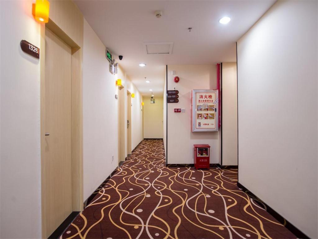 7 Days Premium Jiangmen Diwang Plaza Branch Hotel Buitenkant foto