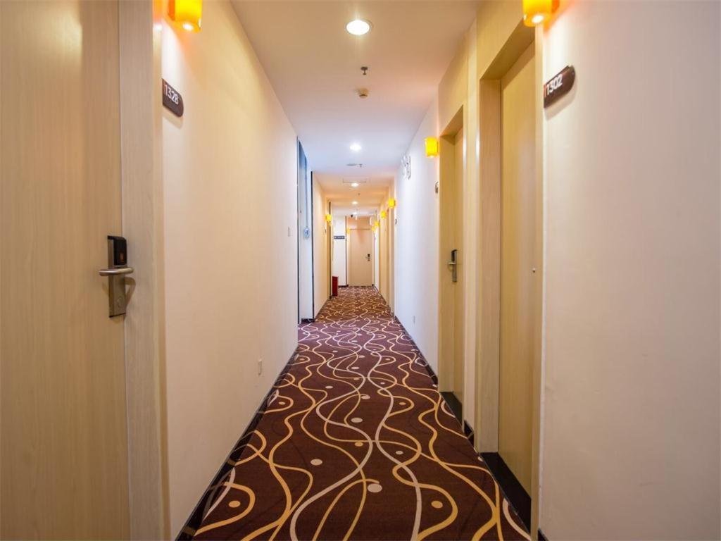 7 Days Premium Jiangmen Diwang Plaza Branch Hotel Buitenkant foto